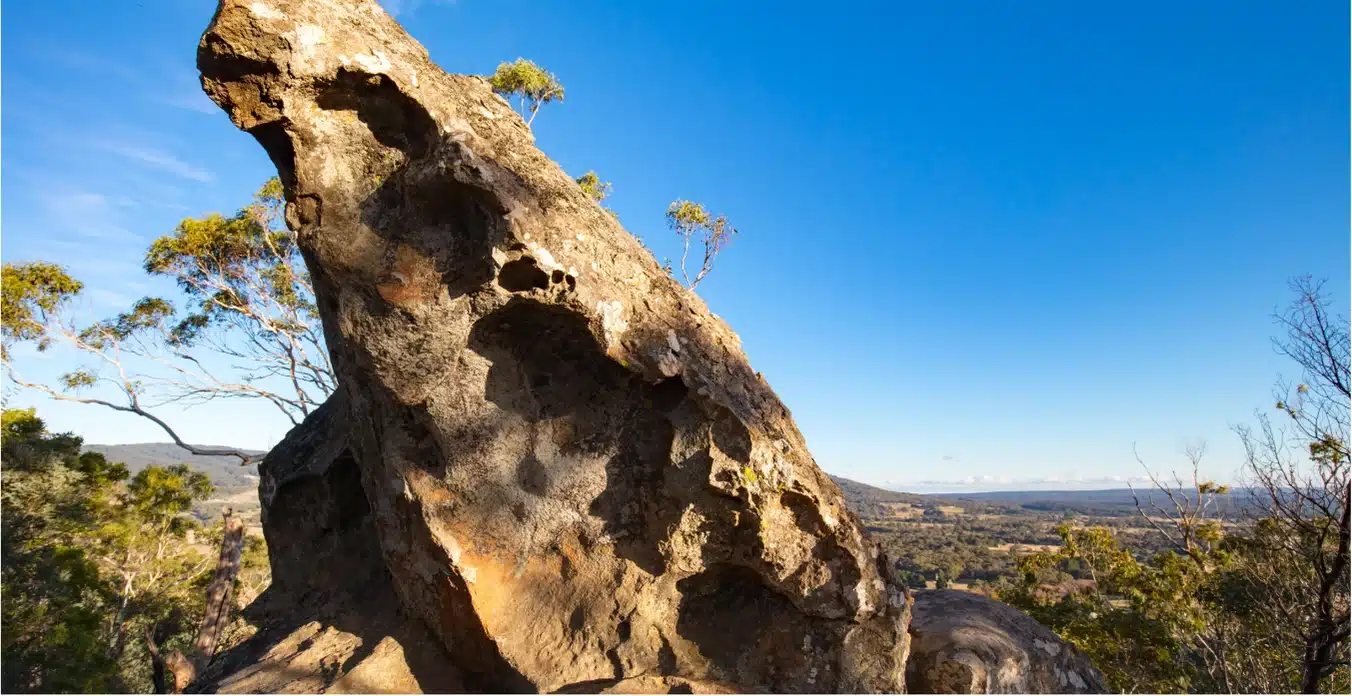 Read more about the article Things To Do Near Hanging Rock