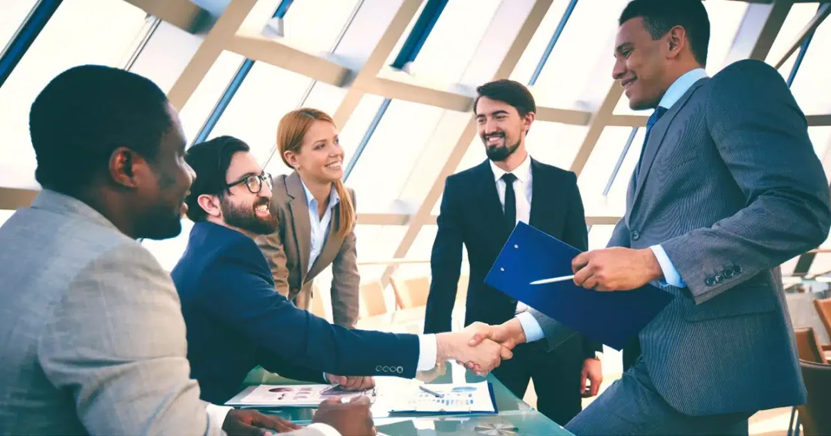 Facing Forward – 5 Tips For Giving Your Business a Professional Image